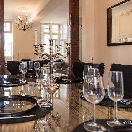 Suites Mana - Matahina Avec Vue Superbe Sur La Place Ducale Et Parking Prive Inclus Charleville-Mézières Esterno foto